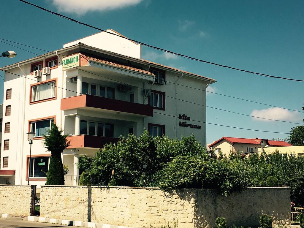 Vila Miruna Hotel Eforie Nord Buitenkant foto